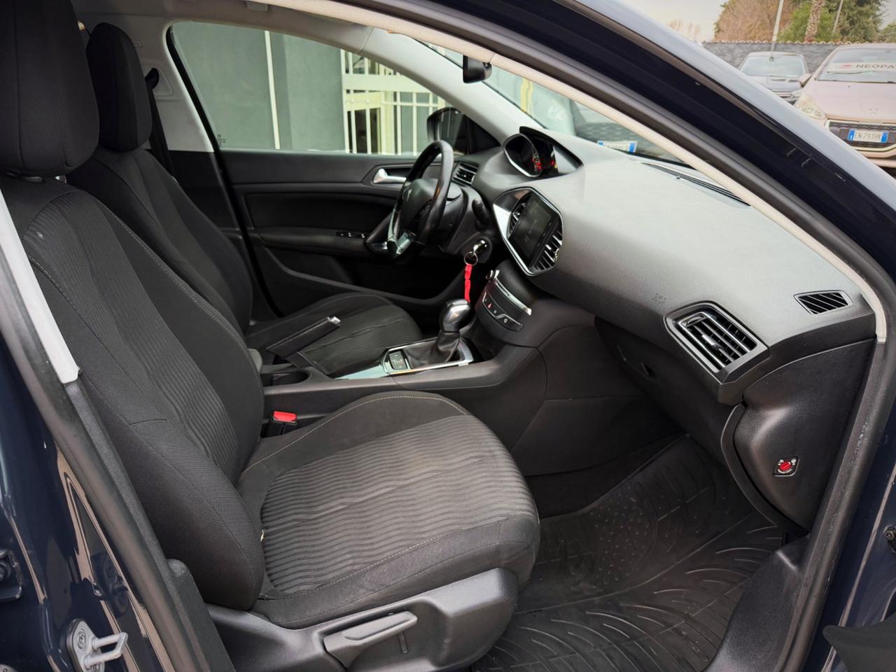 Peugeot 308 BlueHDi 120 S&S SW Business Garanzia 12 Mesi