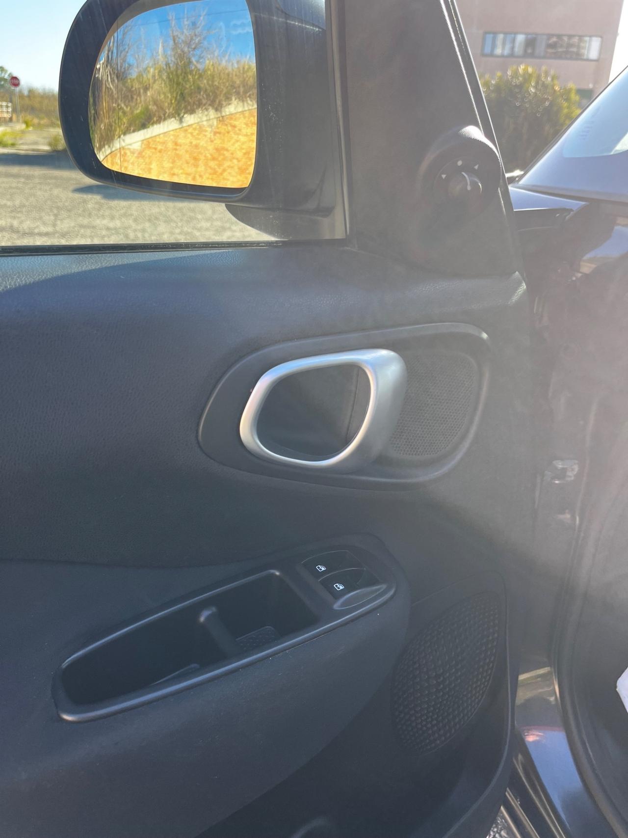 Fiat 500L LIVING 1.6 Multijet 105 CV POP STAR