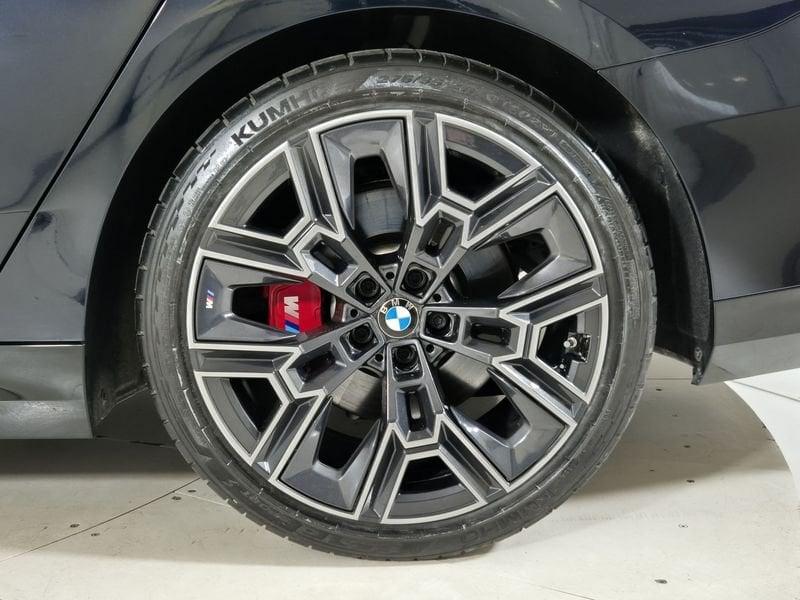 BMW Serie 5 Serie 5 G61 Touring 520d Touring 48V xdrive MSport Pro auto