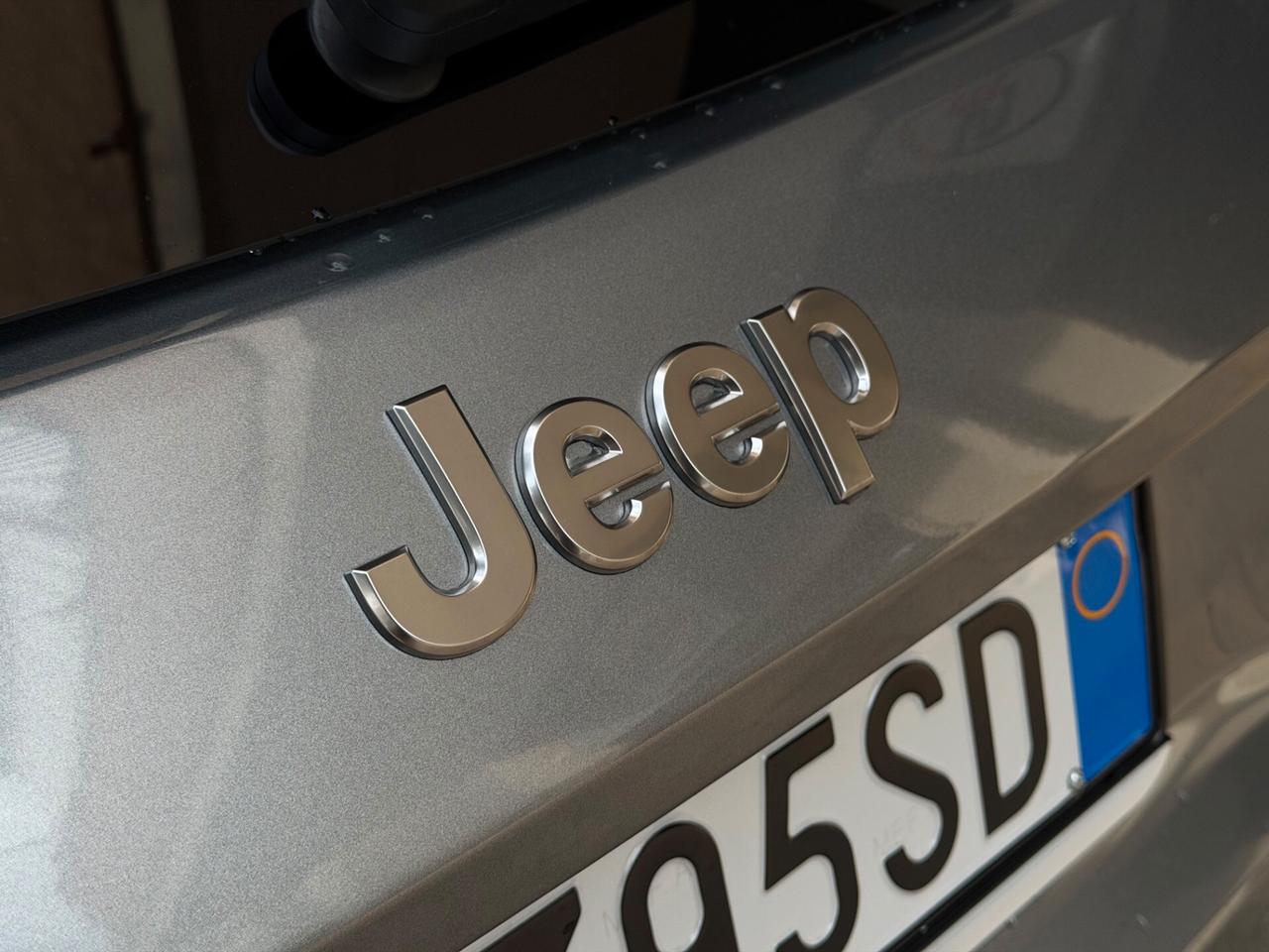 Jeep Avenger 1.2 Turbo 110 CV MHEV Summit