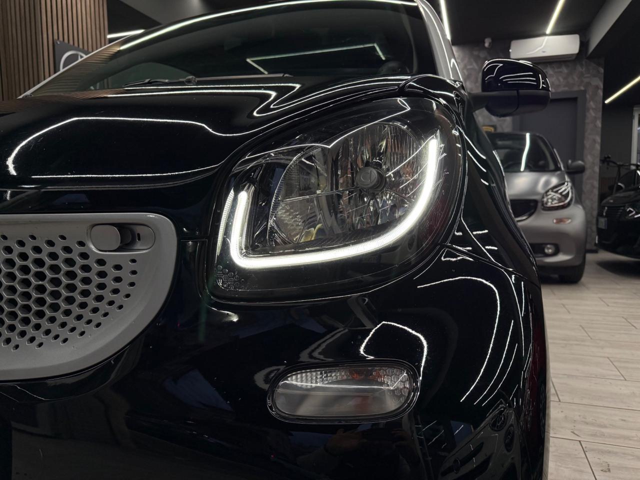 Smart ForTwo 70 1.0 Passion LED Pronta consegna