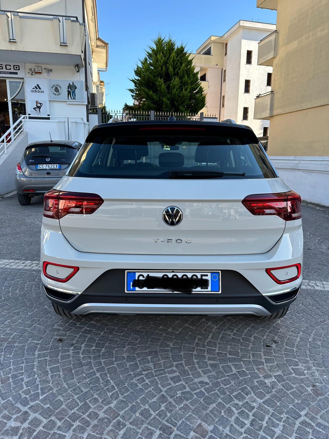 Volkswagen T-Roc 1.0 TSI Style tech pack