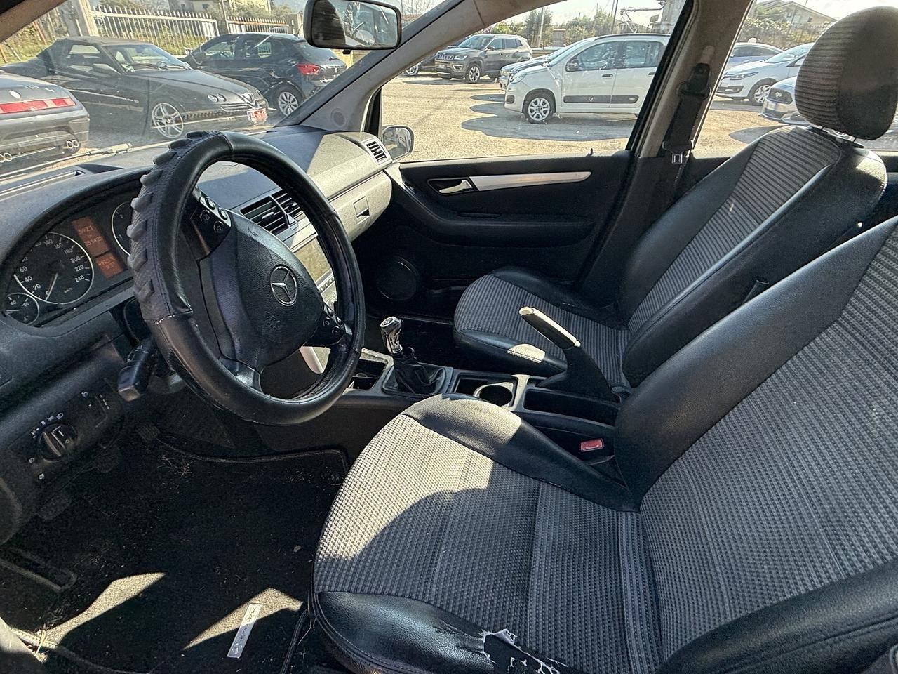 MERCEDES CLASSE A 180 CDI adatta neopatentati