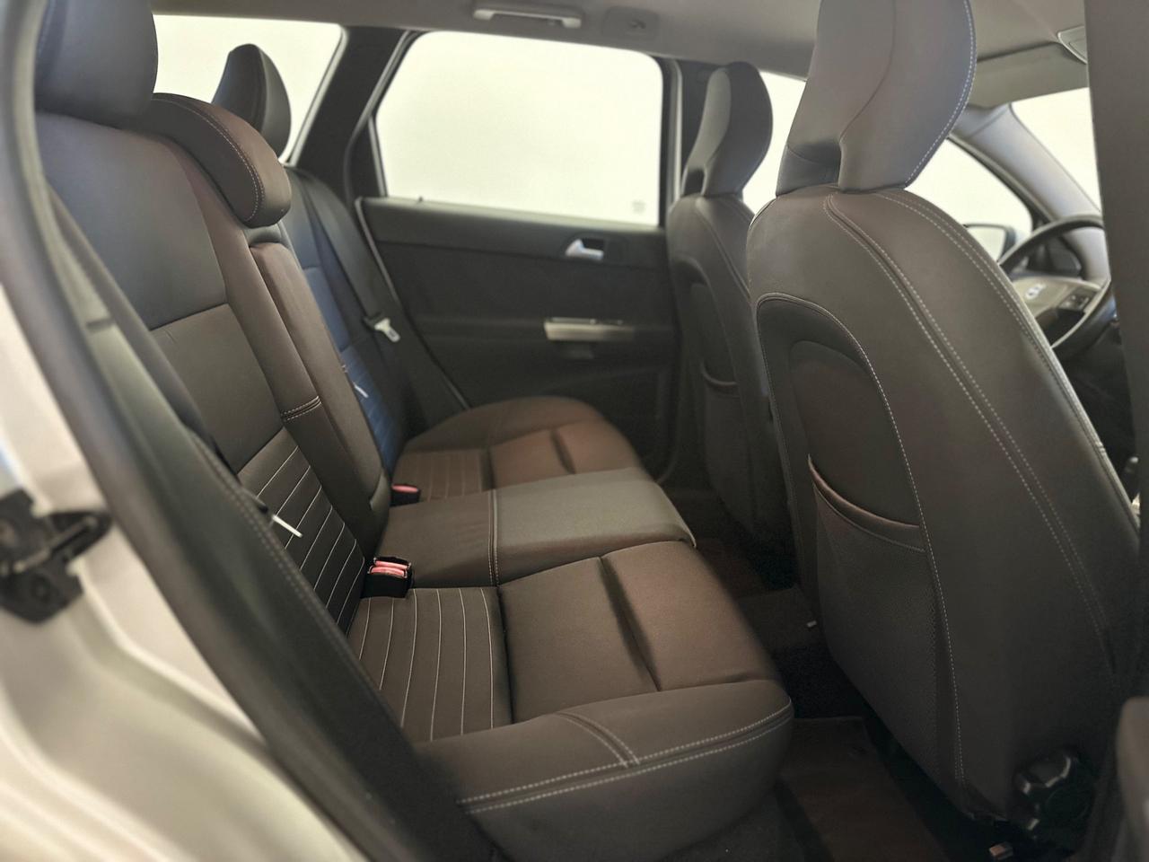Volvo V50 2.4 D5 cat aut. Momentum AUTOMATICA