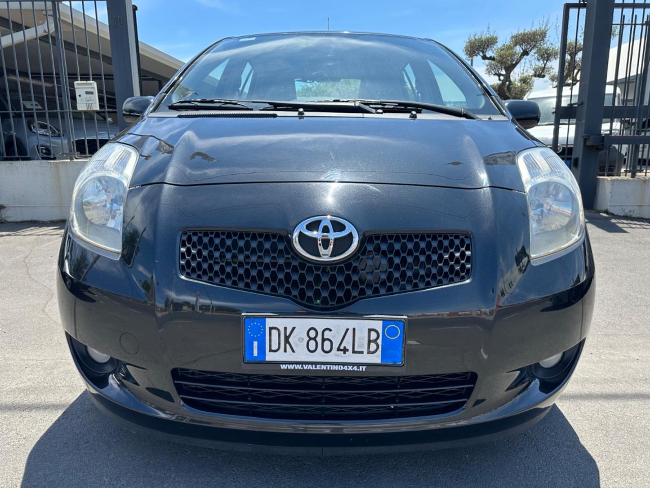 Toyota Yaris 1.4 D-4D 5 porte Sol