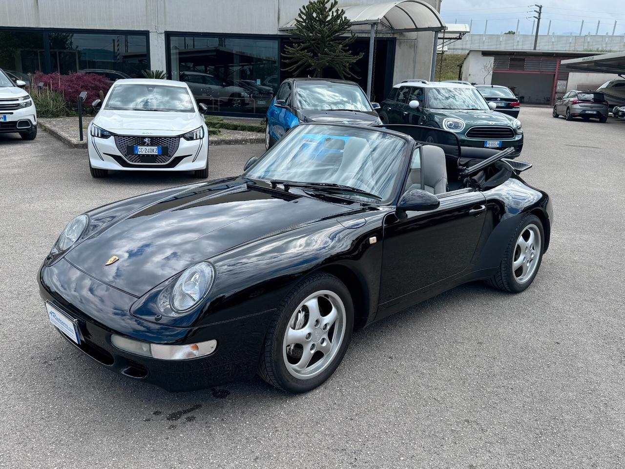 PORSCHE 911 CARRERA 4 993 CABRIOLET