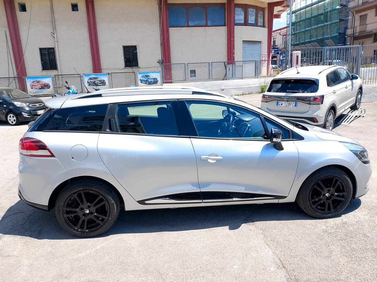 Renault Clio Sporter 1.5 dCi 8V 75CV Costume National