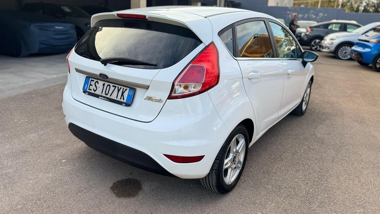 Ford Fiesta 1.5 TDCi 75CV Titanium led keyless
