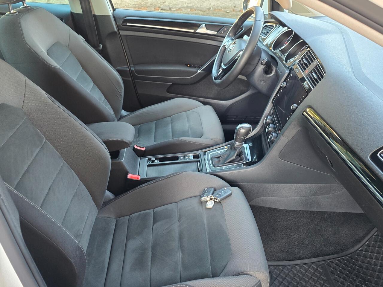 VOLKSWAGEN Golf 1.5 TGI DSG 5p. Highline BlueMotion Technology