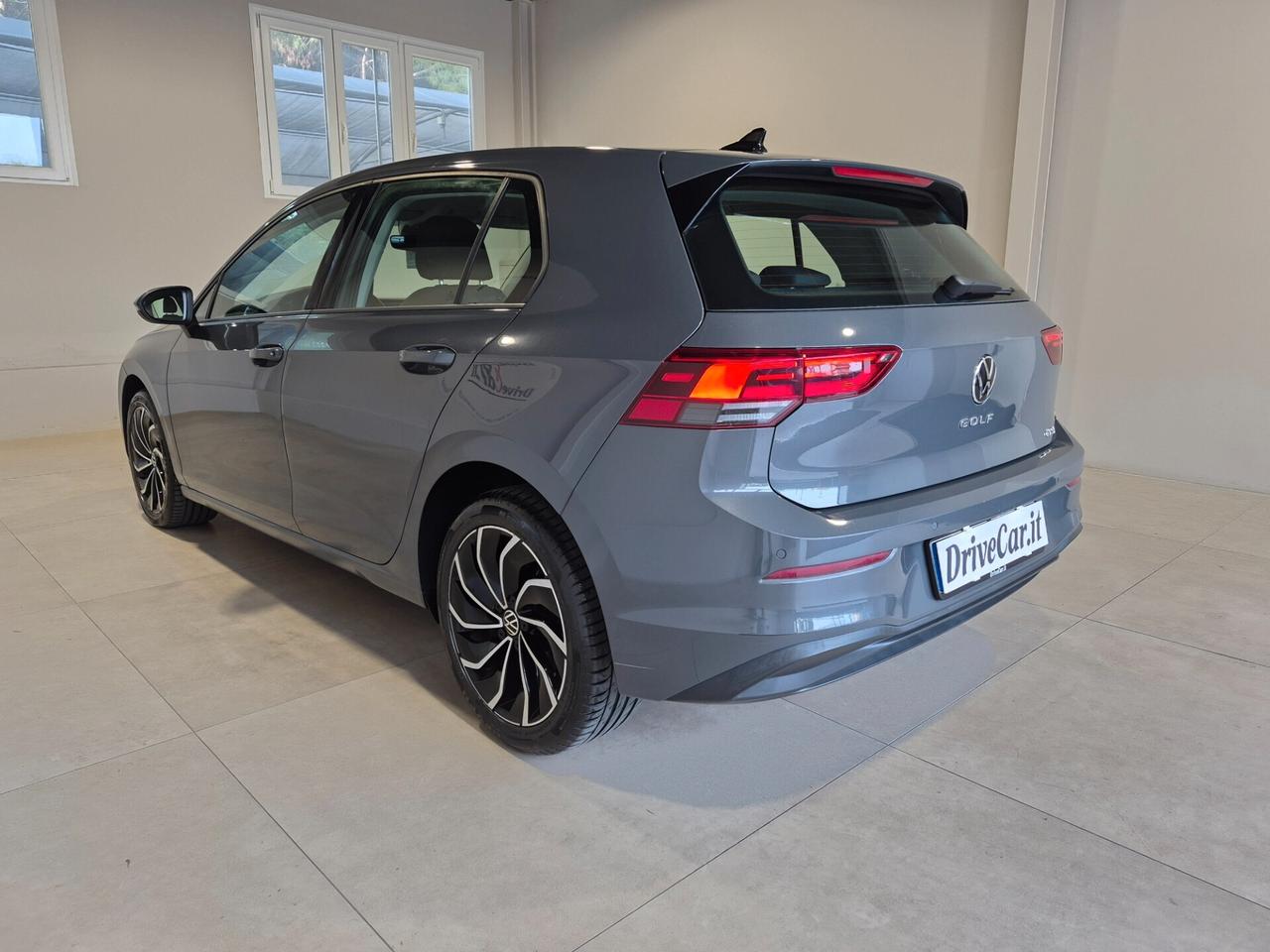 Volkswagen Golf 1.0 eTSI EVO LIFE DSG LED APPLE CAR PLAY/ANDROID AUTO C.17" WIRELESS ACC COCKPIT PRO KEYLESS LANE ASSIST AMBIENT LIGHT