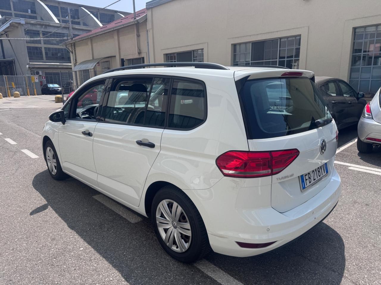 Volkswagen Touran 1.6 TDI BlueMotion 2016
