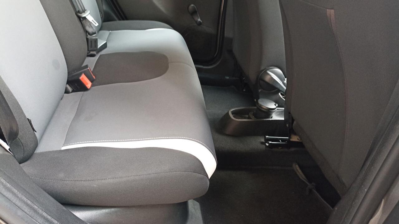 Lancia Ypsilon 1.3 MJT 16V 95 CV 5 porte S&S Elefantino