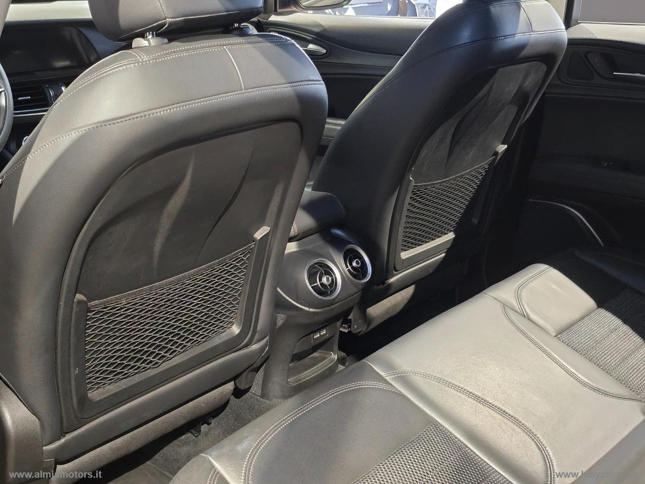 ALFA ROMEO Stelvio 2.2 T.diesel 180CV AT8 RWD Exec.