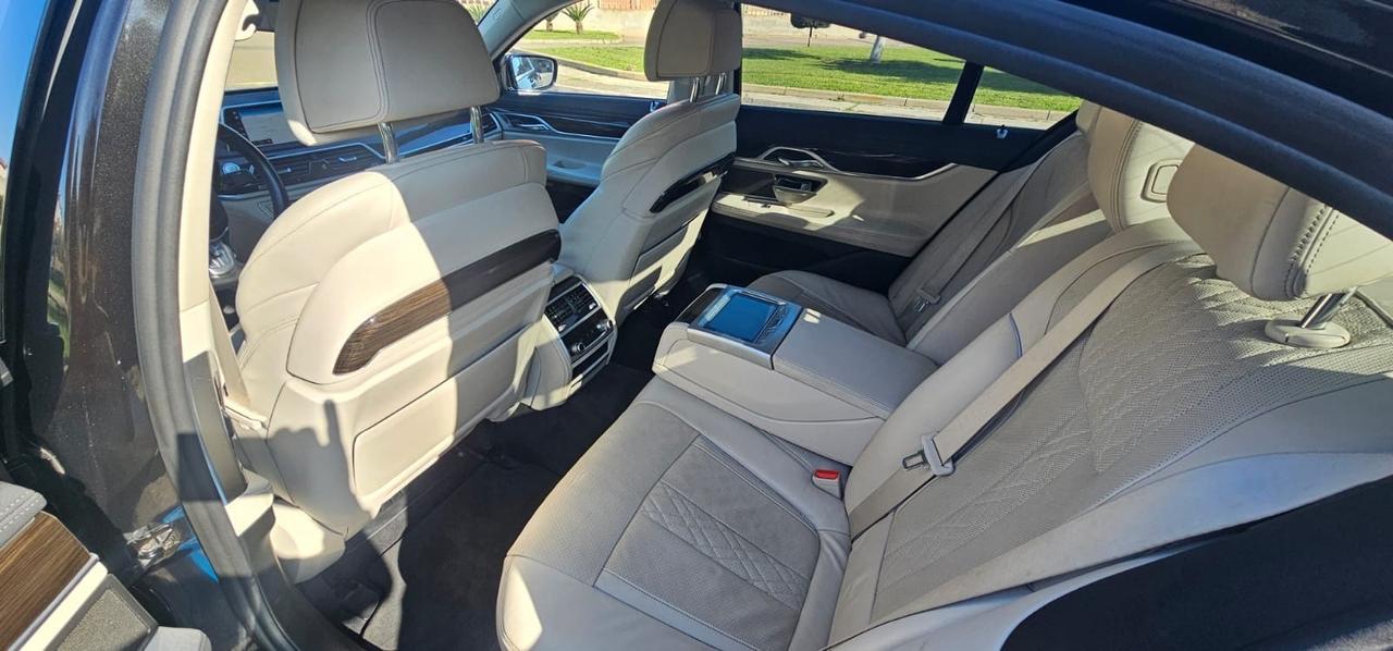 Bmw 730 730Ld xDrive Luxury