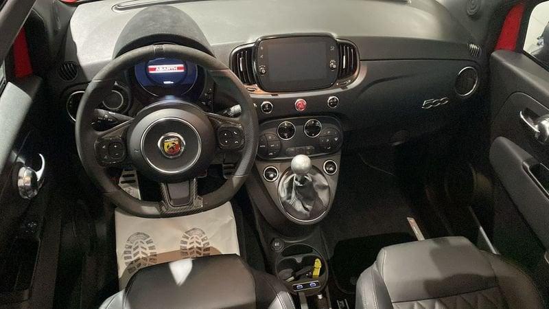 Abarth 695 C 1.4 Turbo T-Jet 180 CV