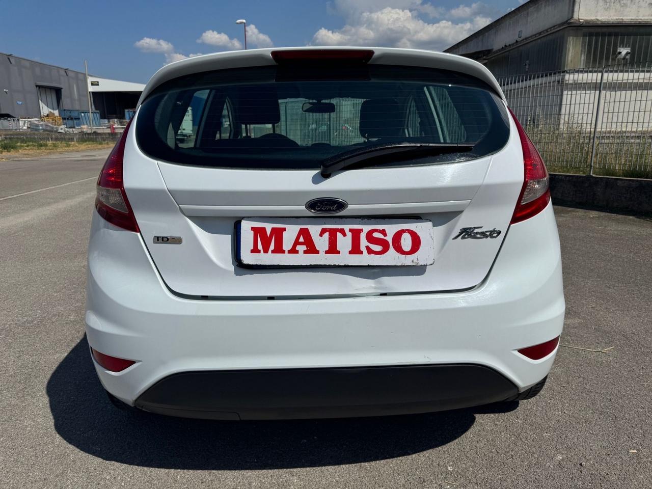 Ford Fiesta 1.4 TDCi 68CV 5 porte Titanium