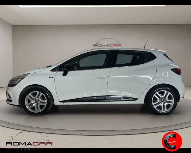 RENAULT Clio TCe 12V 75 CV 5 porte Moschino Life