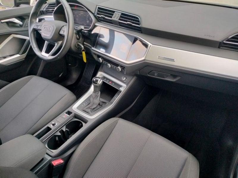 Audi Q3 2.0 35 TDI Business Advanced S Tronic