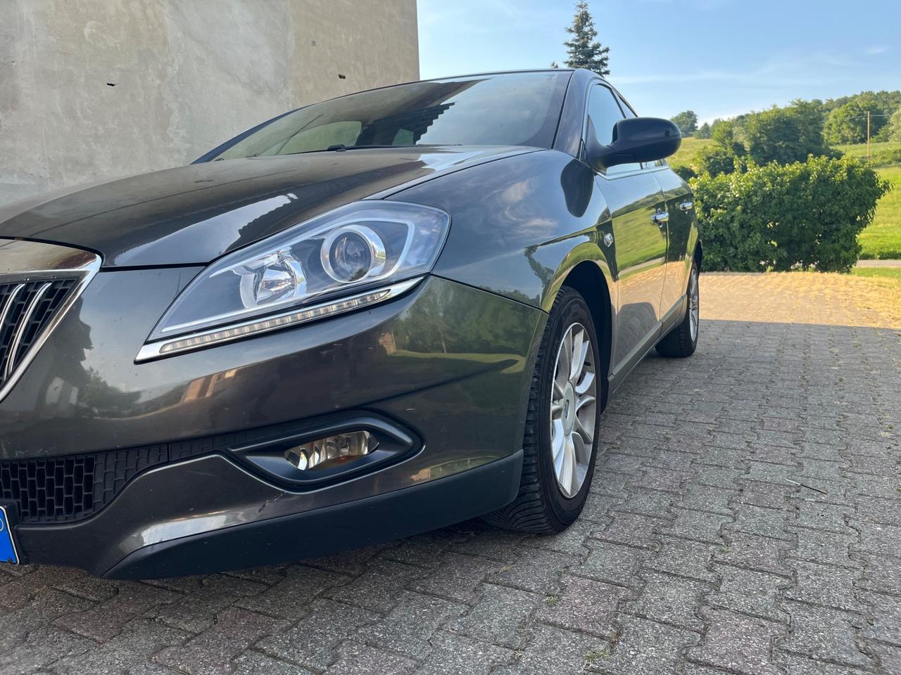Lancia Delta 1.6 MJT Platino NUOVISSIMA