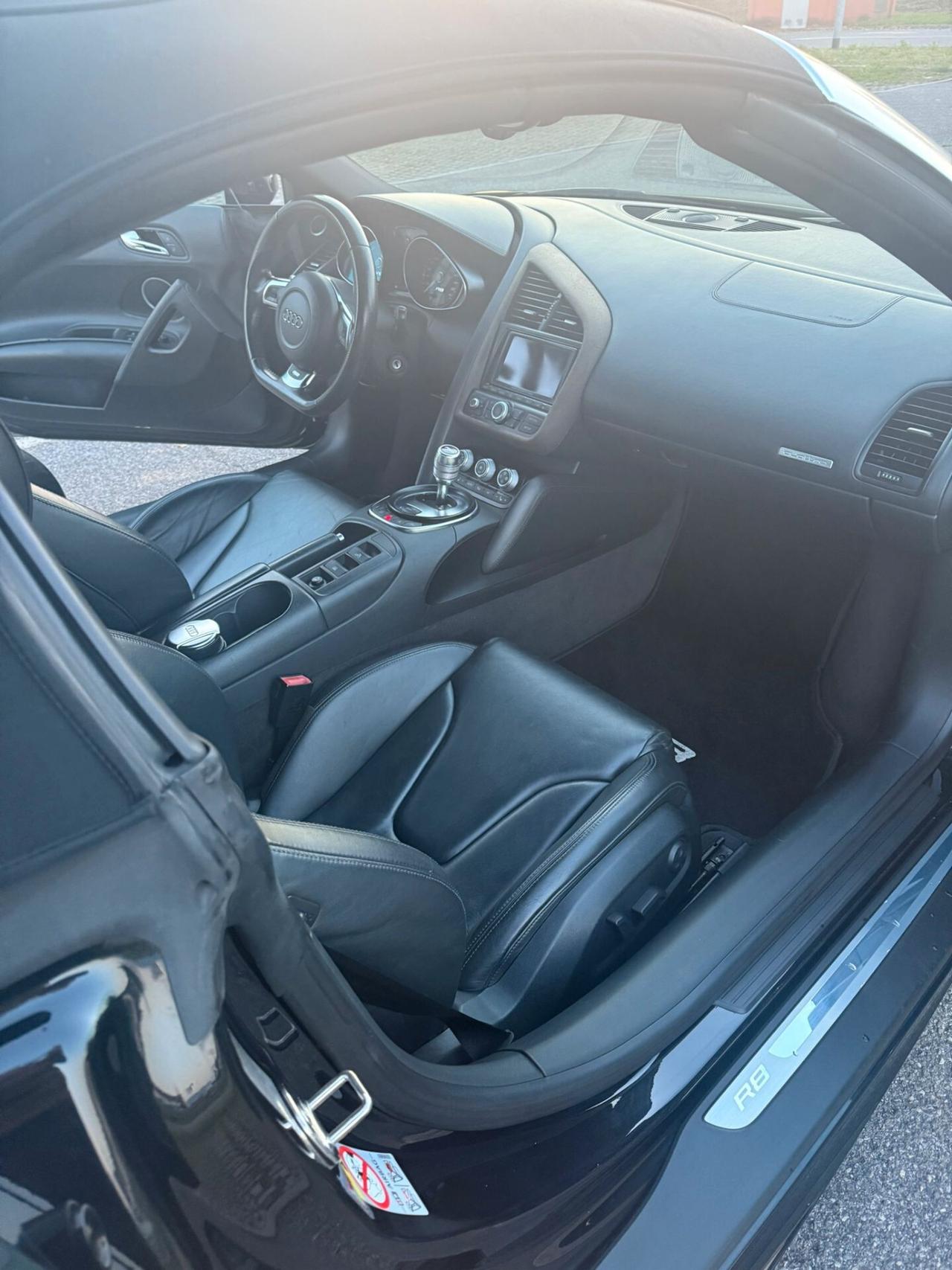 Audi R8 Spyder 5.2 V10 FSI quattro