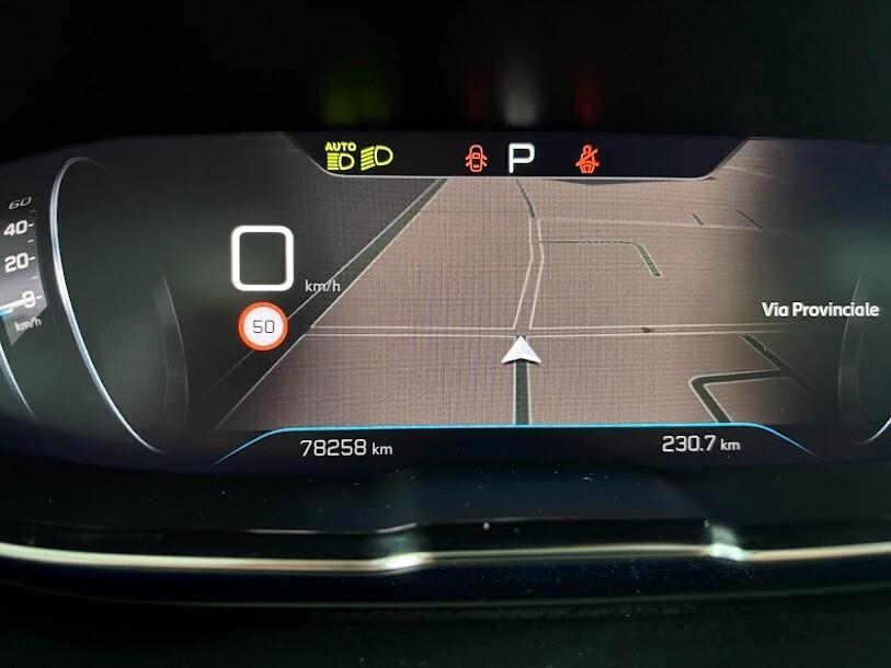 Peugeot 3008 BlueHDi 130 EAT8 Allure 78.000km