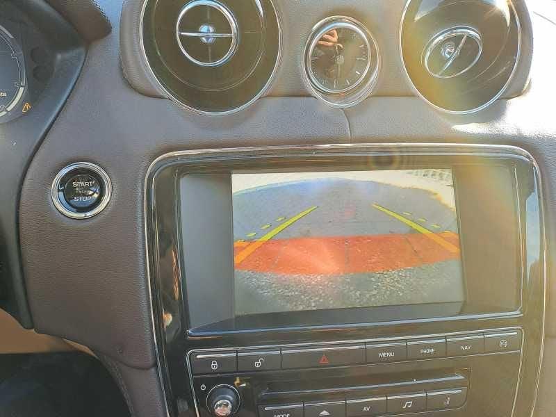 Jaguar XJ 3.0d V6 Portfolio auto my13