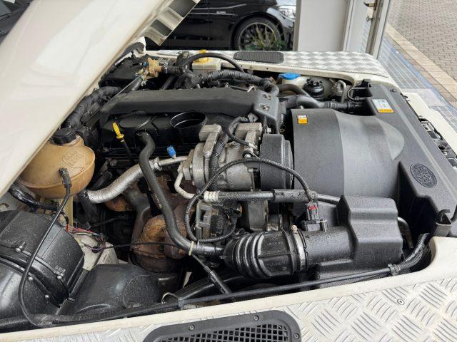 LAND ROVER Defender 110 2.4 TD4 Station Wagon S 7 Posti **bellissima**