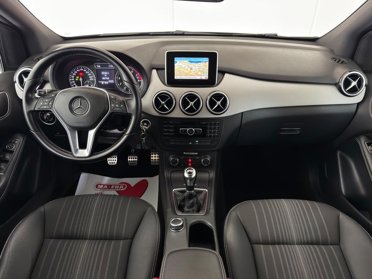 Mercedes-benz B 180 BlueEFFICIENCY Premium