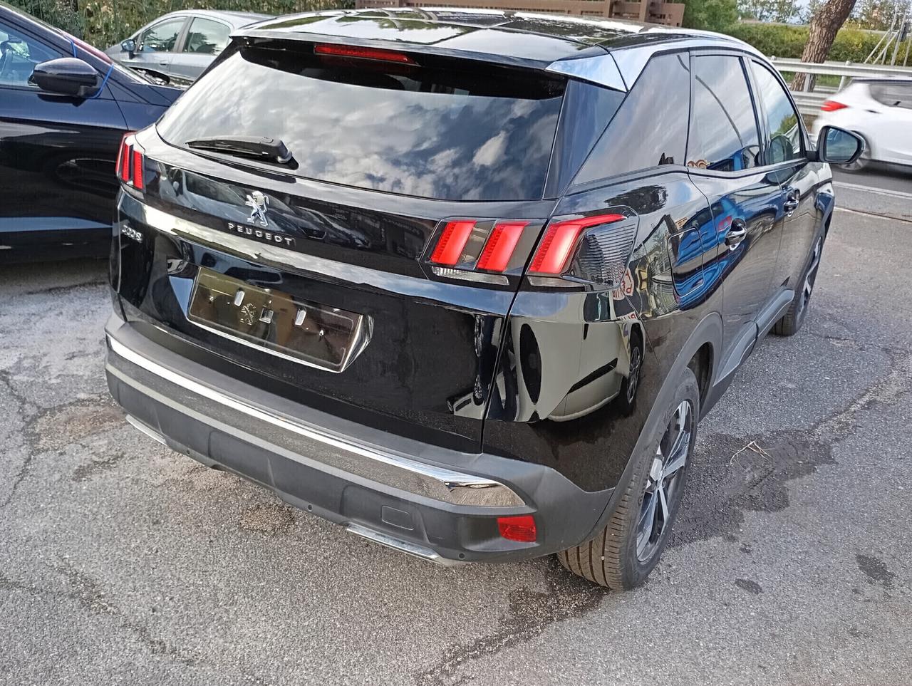 Peugeot 3008 1.5 BlueHDi 130CV Business