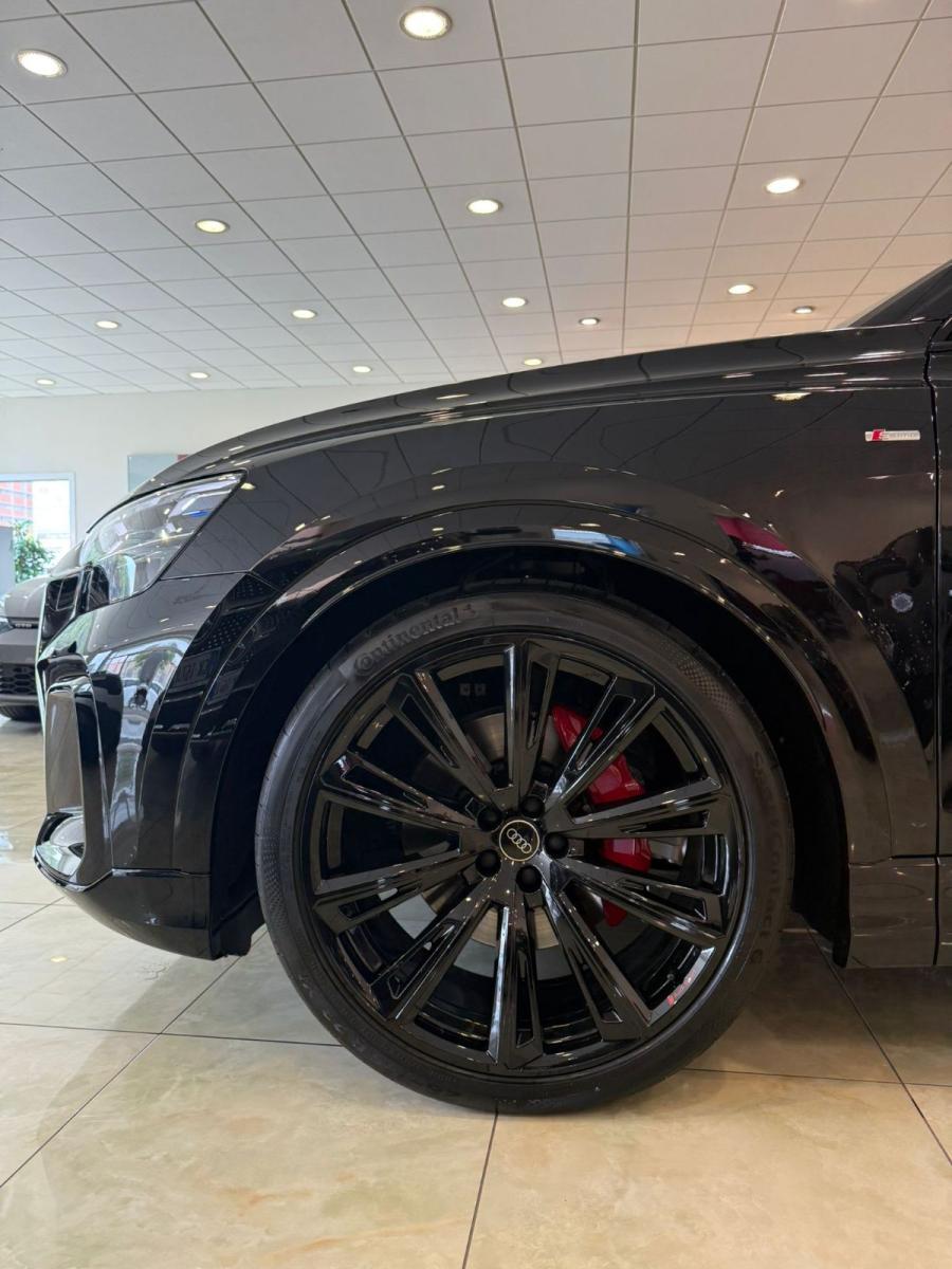 AUDI - Q8 - SUV TDI qu. 210 kW tiptr. S line ed.