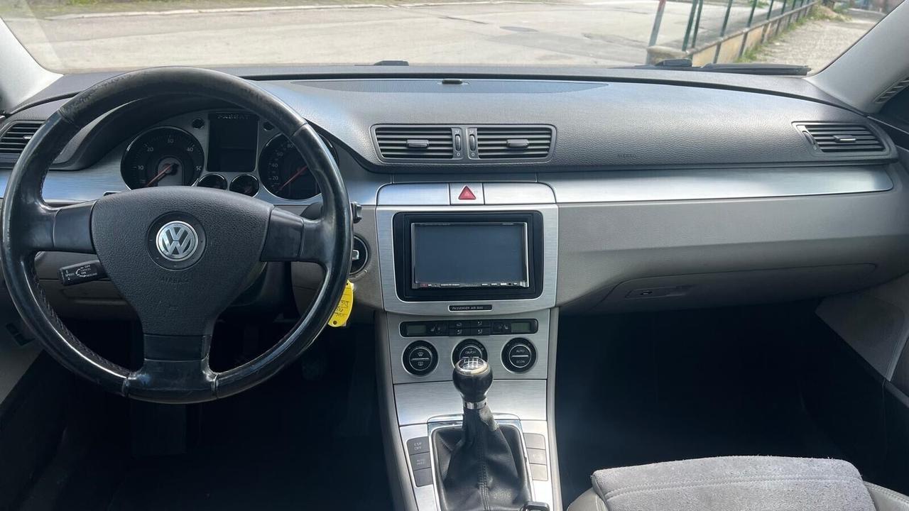 Volkswagen Passat Var. 2.0 TDI Comfortline PELLE