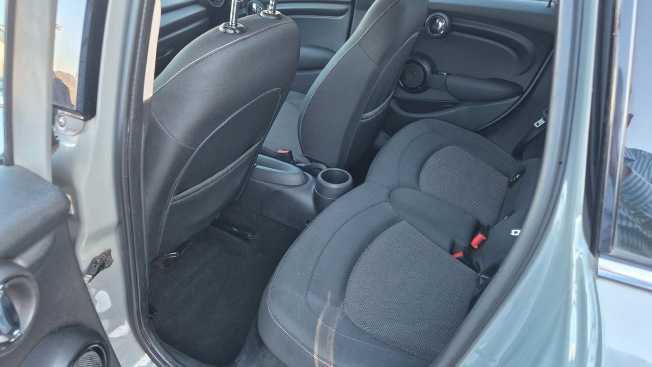 Mini 1.5 Cooper D Hype 5 porte