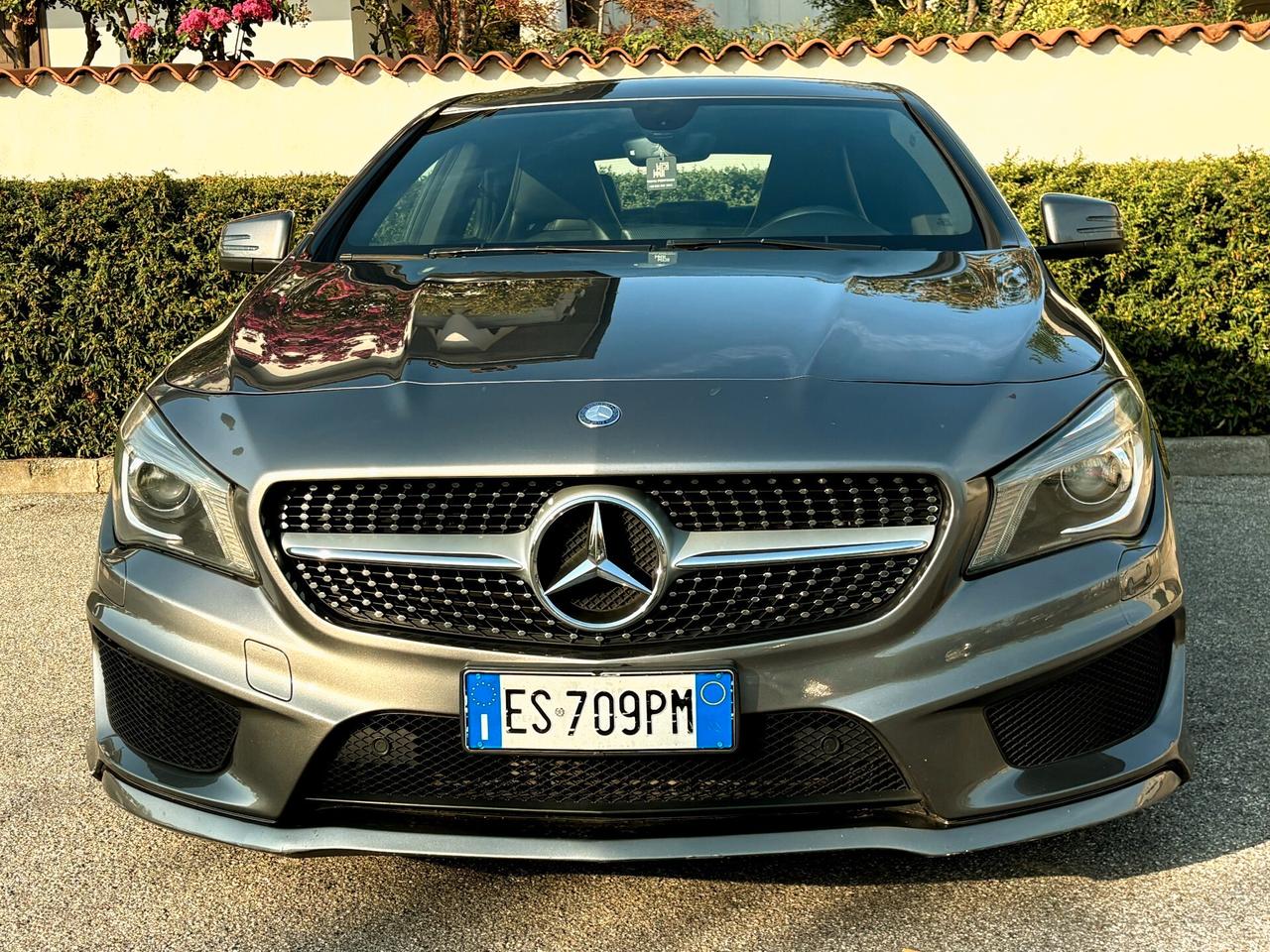 MERCEDES CLA 180i (benz.)- AMG int/est-BERLINA-2013