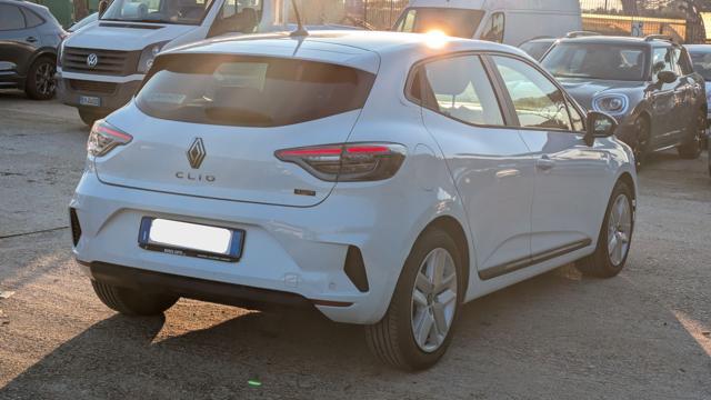 RENAULT Clio FULL HYBRID 1.6cc 145cv E-TECH EVOLUTION