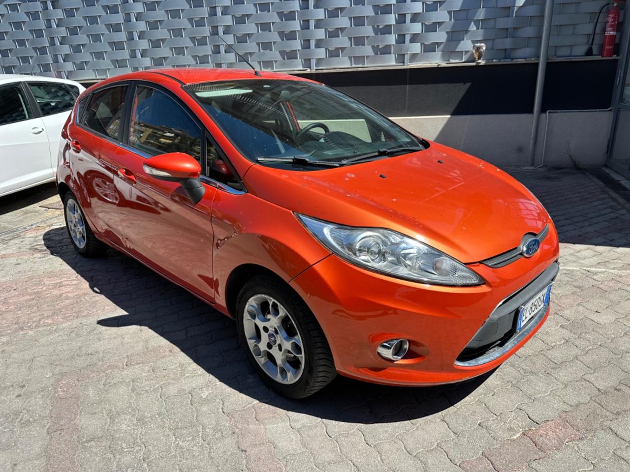 Ford Fiesta 1.4 TDCi 70CV 5 porte Titanium