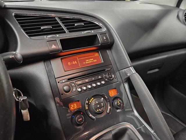 PEUGEOT 3008 1.6 HDi 112CV
