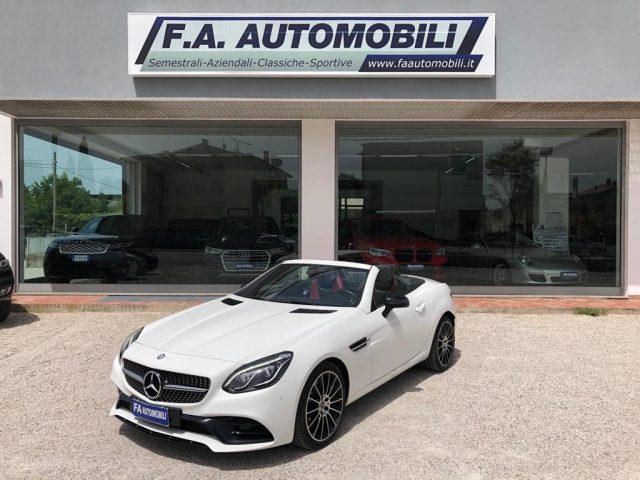 MERCEDES-BENZ SLC 200 AMG LINE