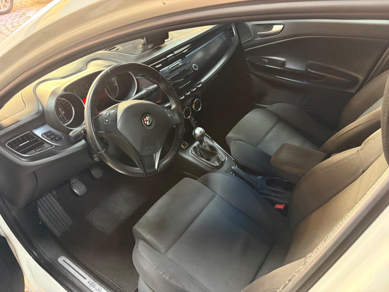 Alfa Romeo Giulietta 1.6 JTDm-2 105 CV Progression