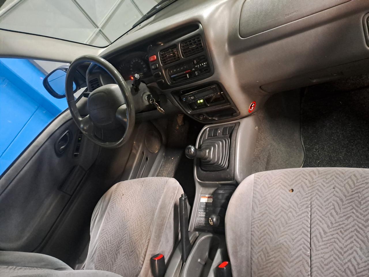 Suzuki Grand Vitara 1.6i 16V cat 3 porte