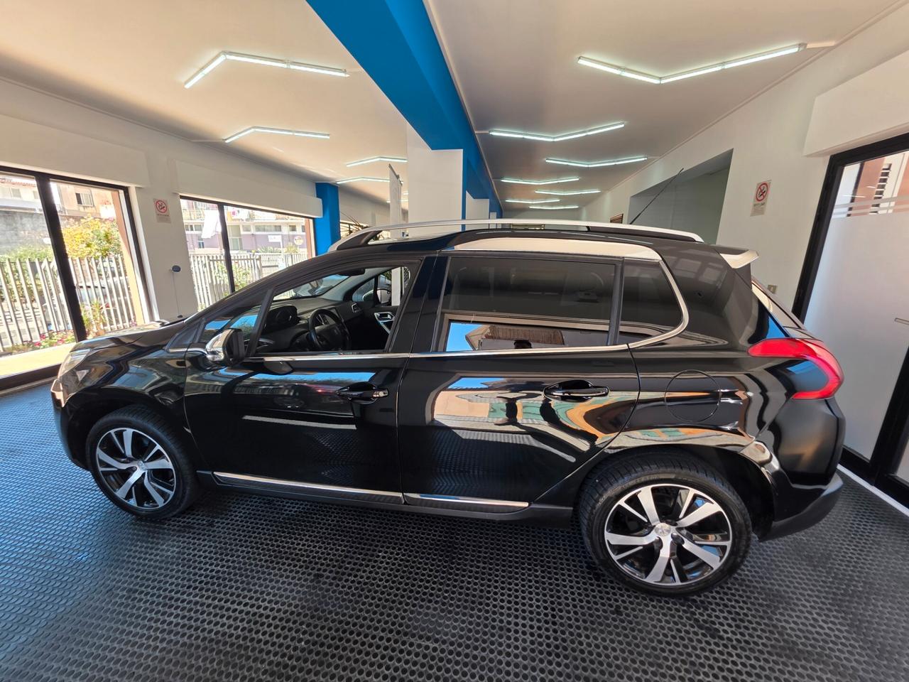 Peugeot 2008 1.6 e-HDi 115 CV Stop&Start Allure