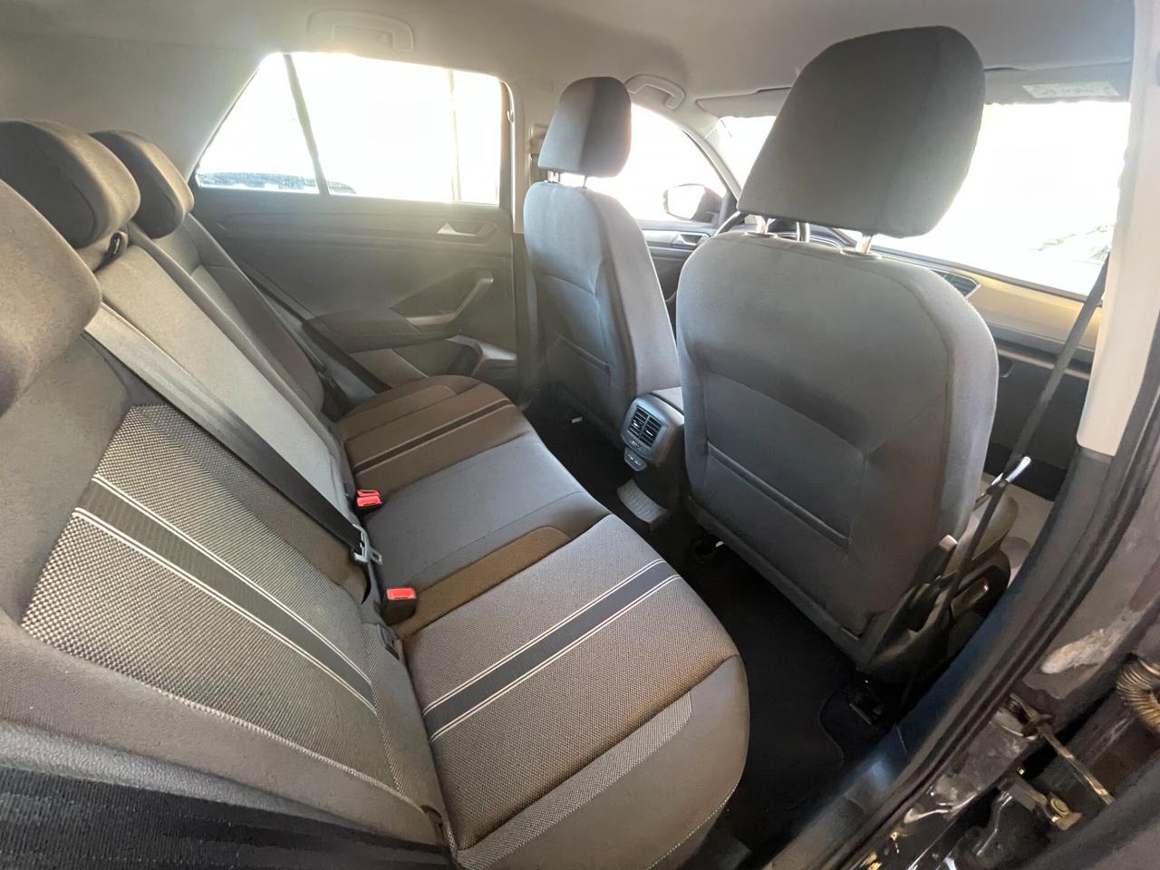 Volkswagen T-Roc 1.5 TSI ACT DSG Business BlueMotion Technology