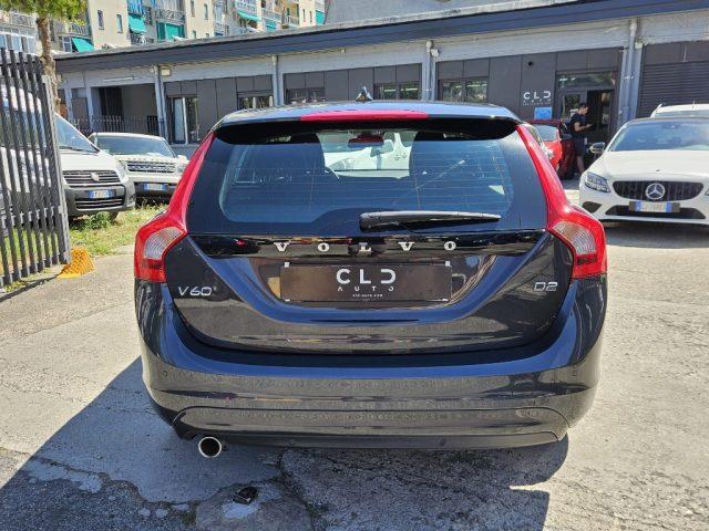 VOLVO V60 D2