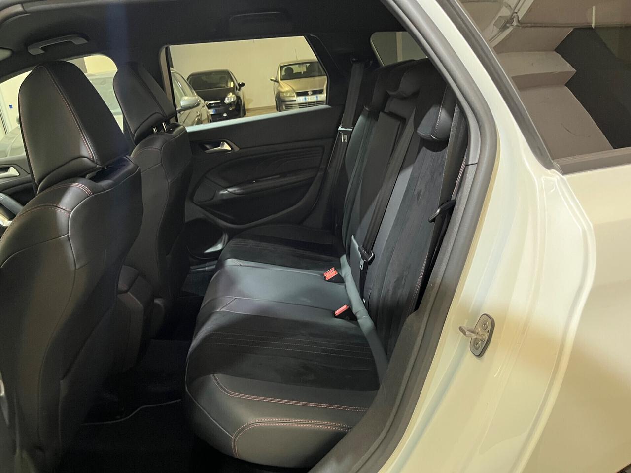 Peugeot 308 BlueHDi 130 S&S EAT8 GT Pack