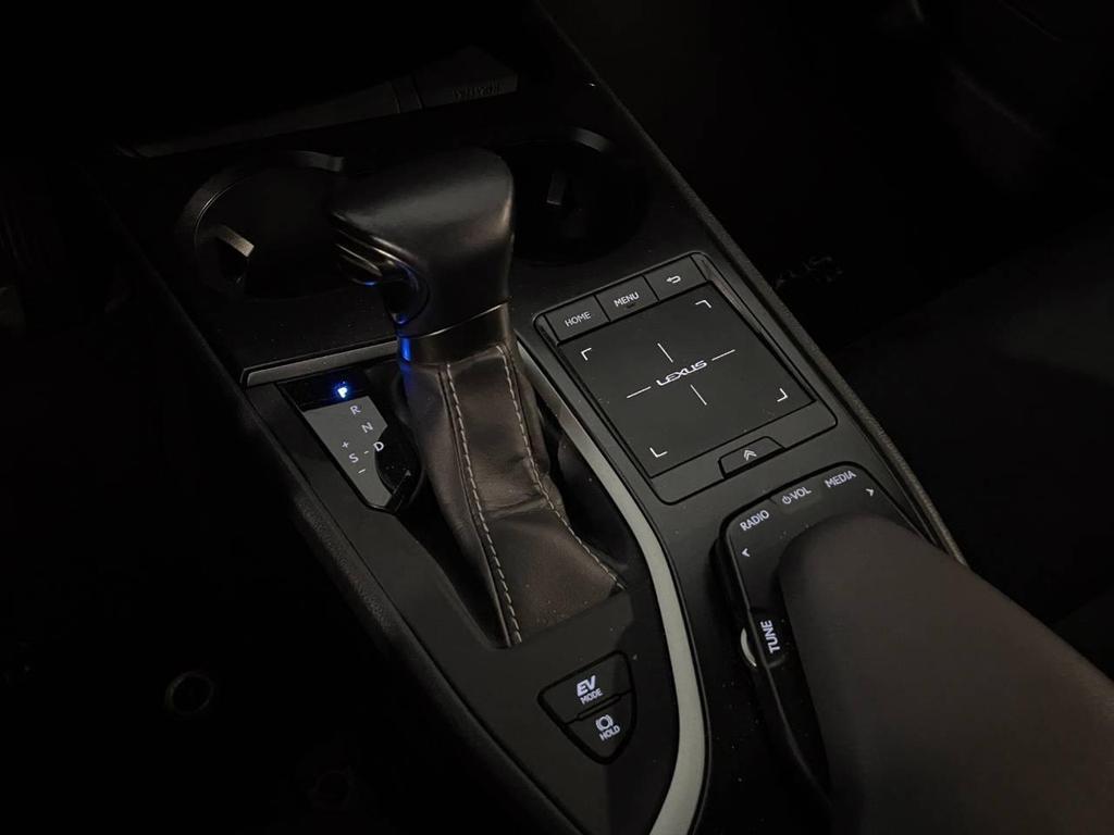 Lexus UX 250h 2.0 Hybrid Business 2WD Power Split Device