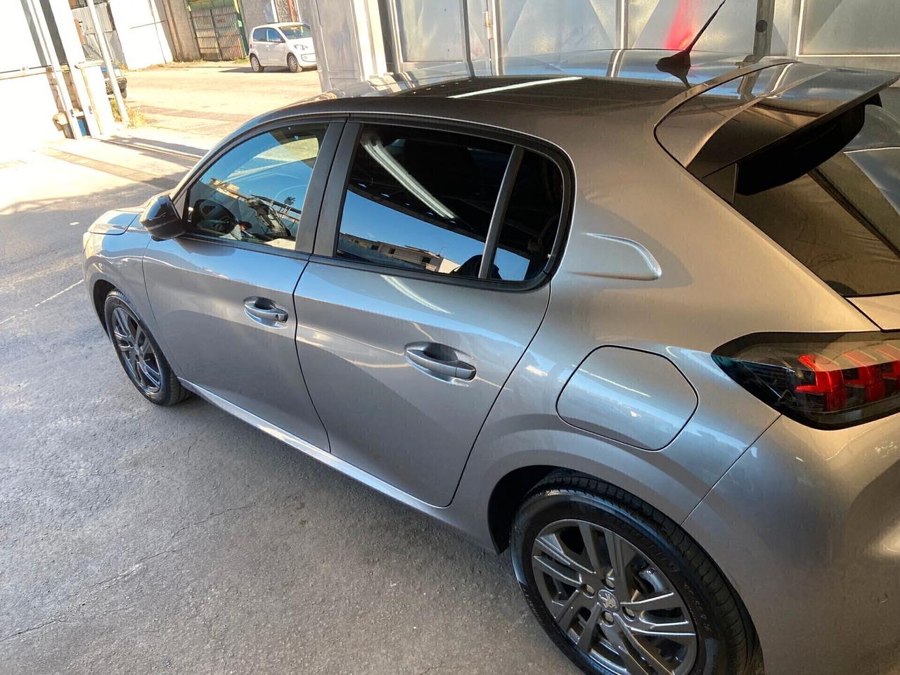 Peugeot 208 BlueHDi 1.5 100cv diesel Stop&Start 5 porte Active
