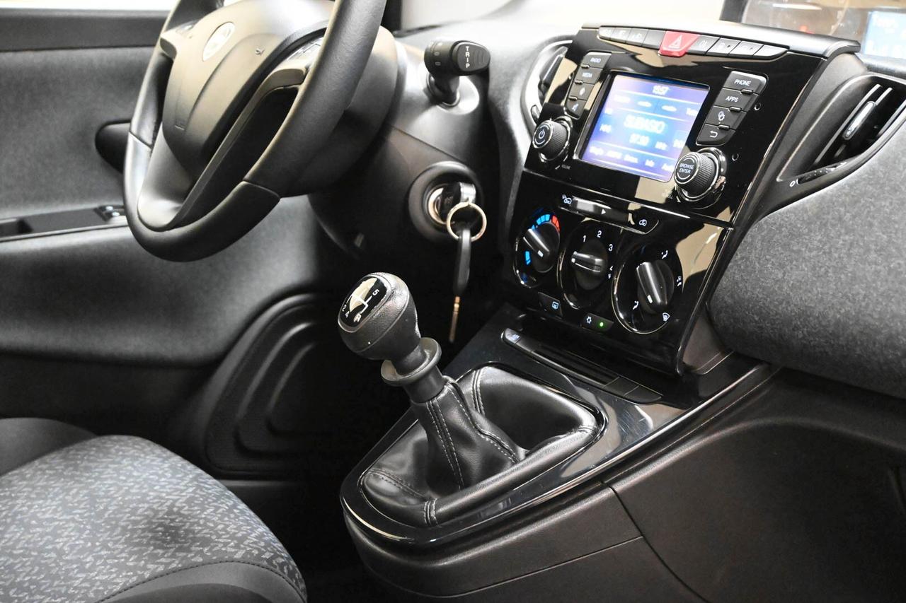LANCIA Ypsilon 3ª serie Ypsilon 1.2 69 CV 5 po...