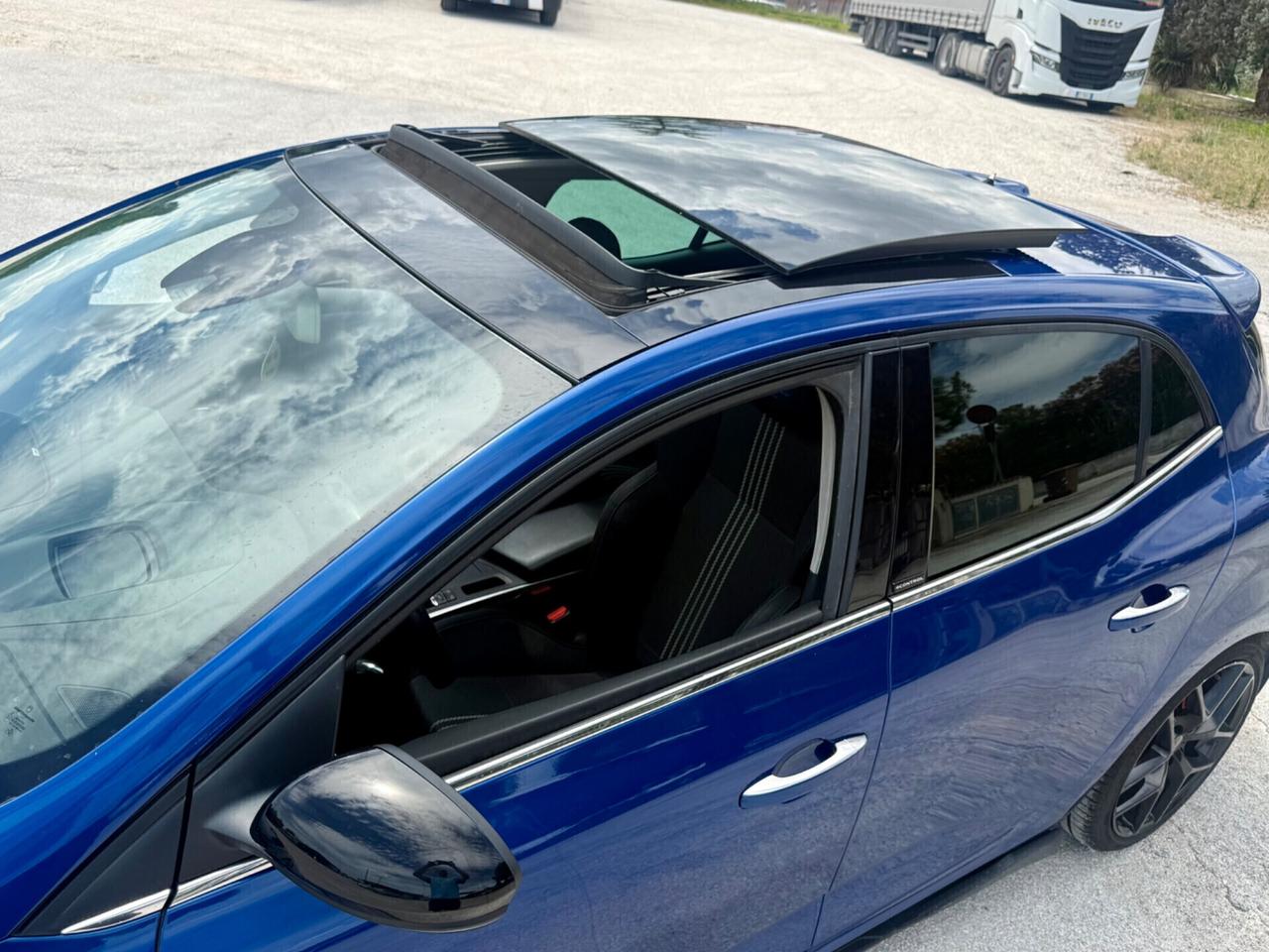 Renault Megane GT automatica 4Control euro6B