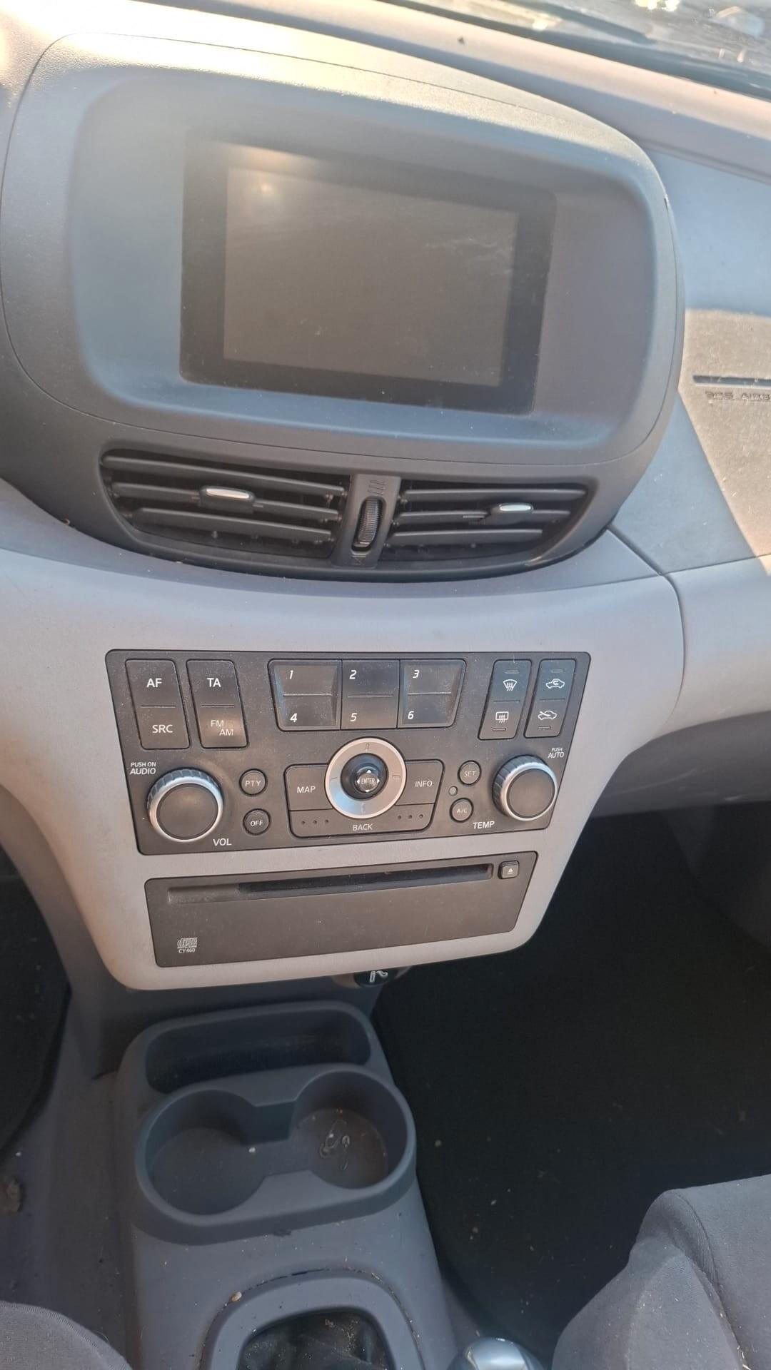 Nissan Almera Tino 1.8 16V cat Acenta