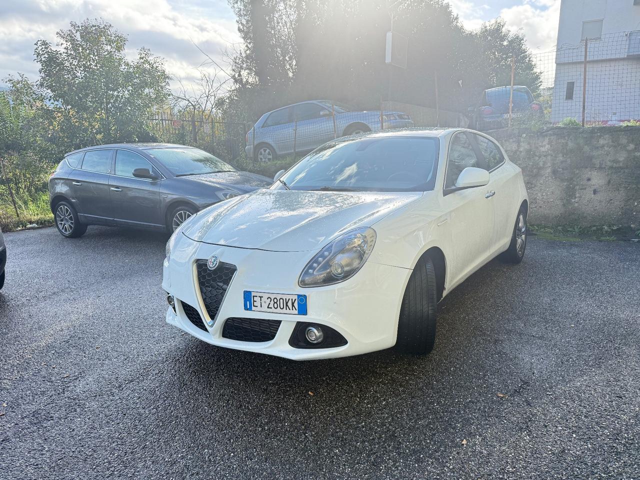 Alfa Romeo Giulietta 1.6 JTDm-2 105 CV Exclusive