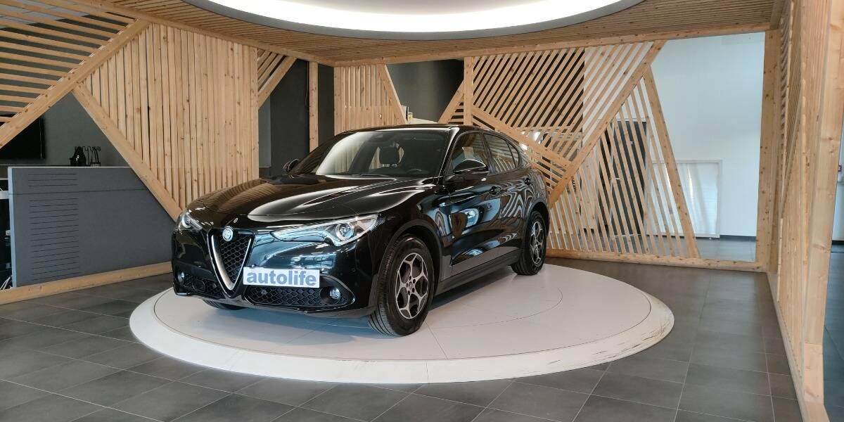 Alfa Romeo Stelvio 2.2 t Business rwd 160cv auto